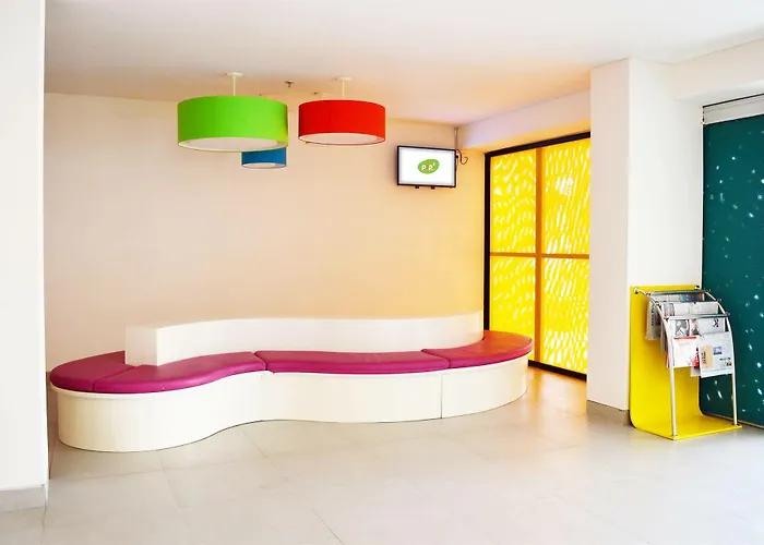 Pop! Hotel 2*